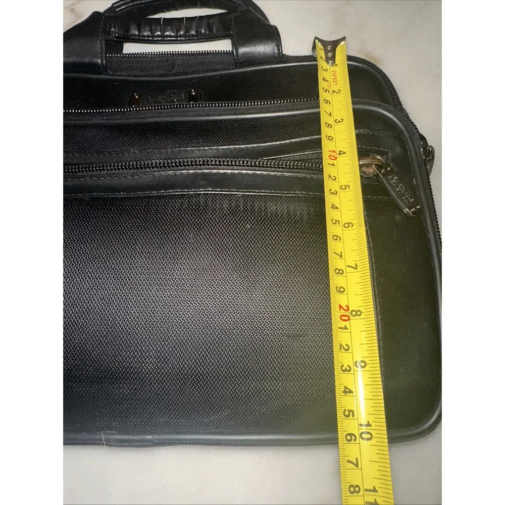 KENNETH COLE‎ REACTION MESSENGER BAG Black Leather R-TECH Briefcase Laptop